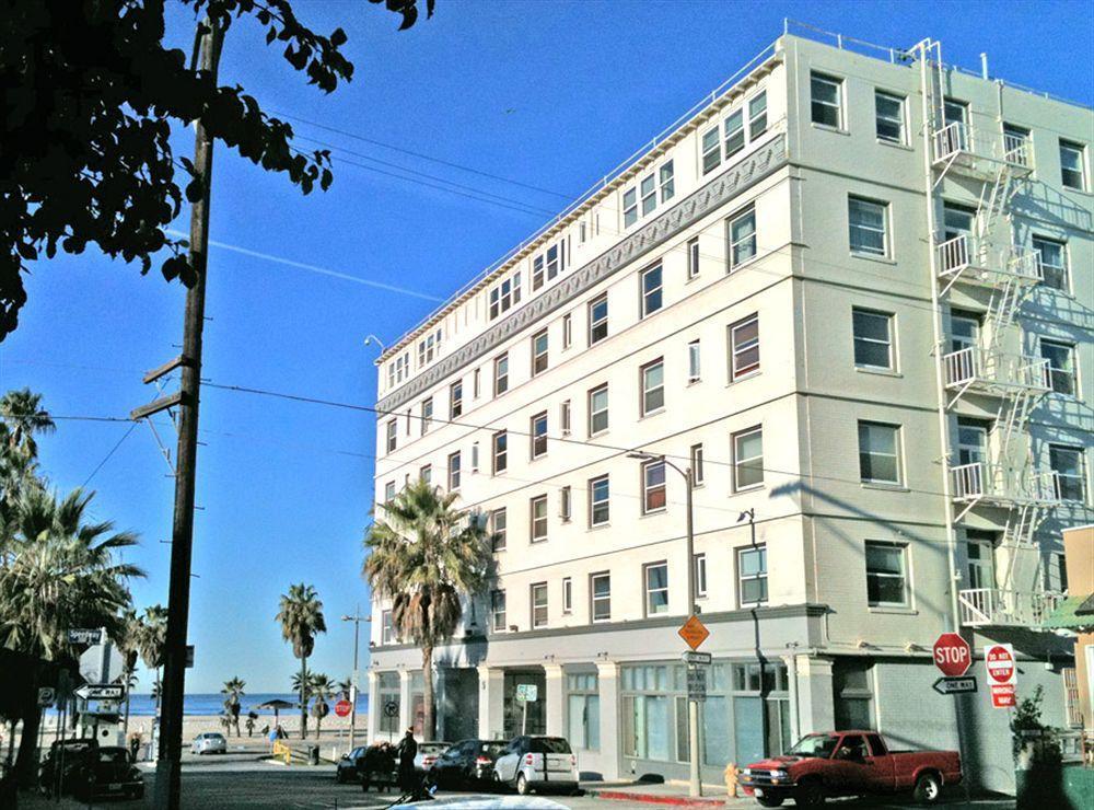 Air Venice On The 3* Los Angeles